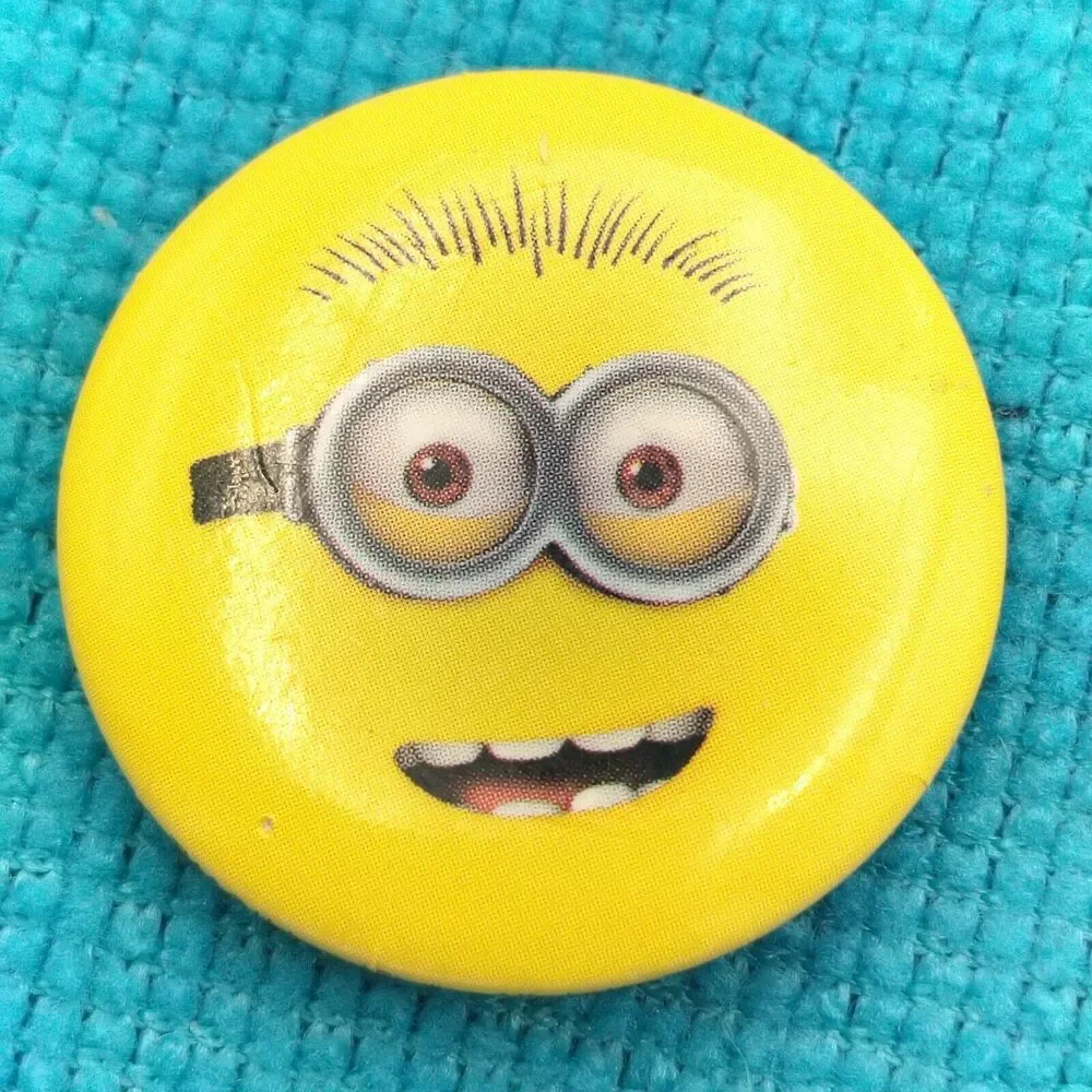 Minion Small Vintage Pin Button Pinback